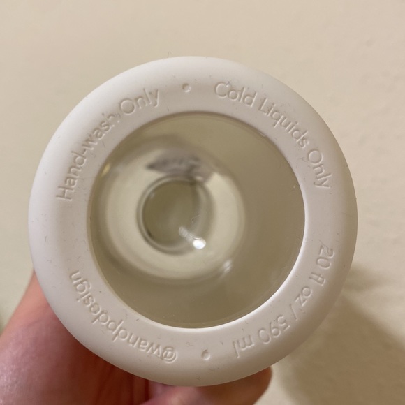 Chanel bottle - Picture 3 of 4